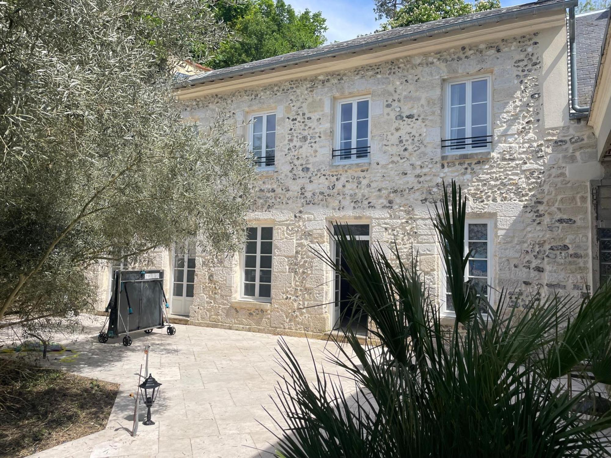 VILLA SPA PERRET-4 Étoiles-PARC de 3 Ha au pied du PARC NATUREL DU VEXIN NORMAND-Châteaux -Nature-Ballades-VTT-Cheval-Golf-À 5 Mn de GIVERNY-Jardins de MONET-Musée IMPRESSIONNISTE-Pour 2 Nuitées SAUNA ou JACUZZI offert en Hiver ou PISCINE en Été ou H Sainte-Genevieve-les-Gasny Extérieur photo